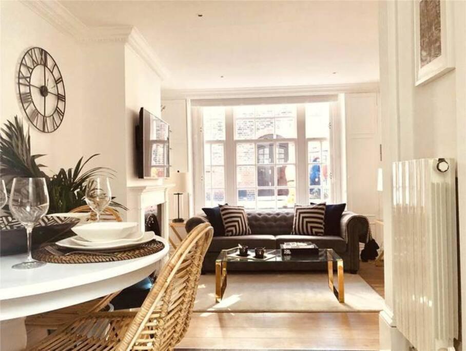 Stylish 3 Bedroom Town House ロンドン エクステリア 写真